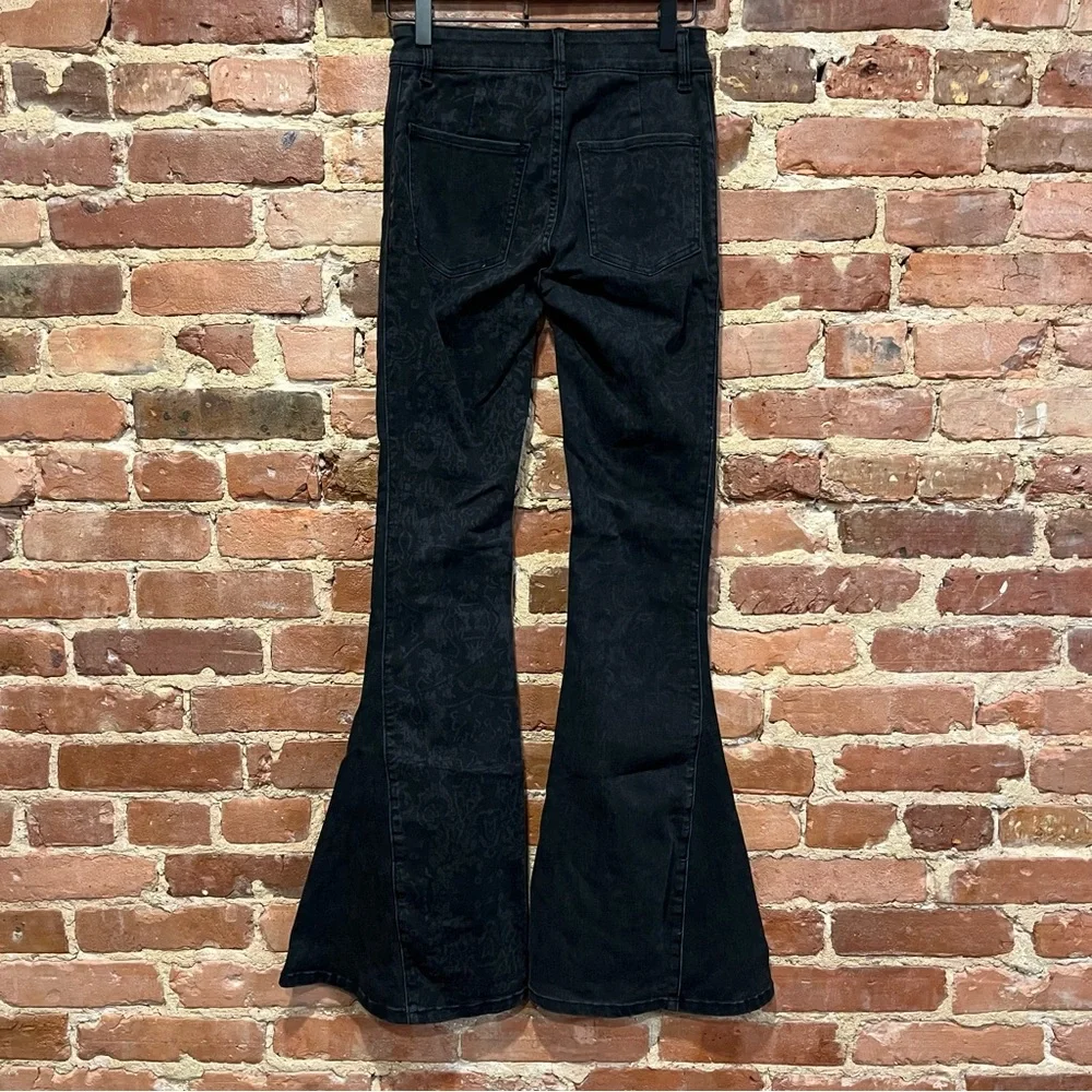 NEW We the Free Free People Flare Bell Bottom Jeans size 25 Floral Panel Stretch - Picture 6 of 8